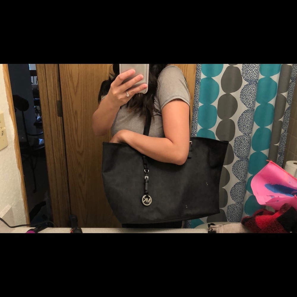 Michael kors large bag
